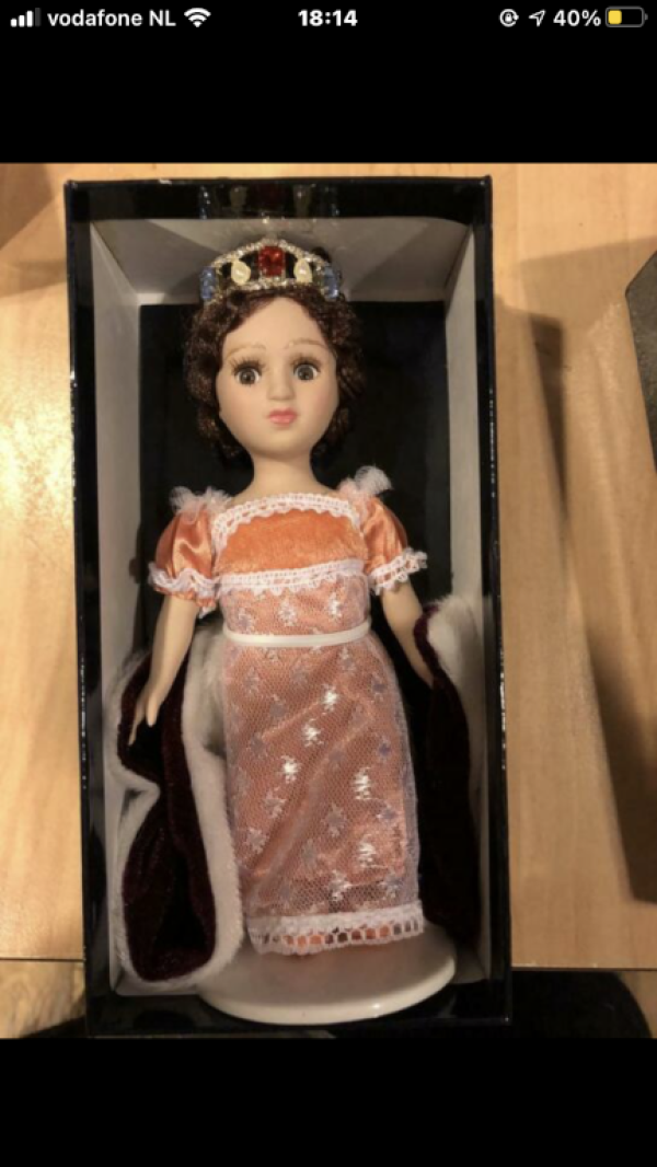 Popjes porselein klederdracht veel verschillend